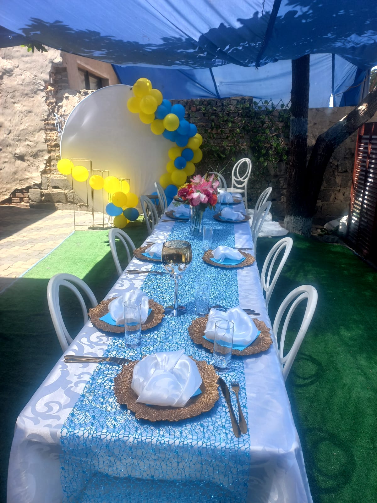 Elegant kids birthday table setup